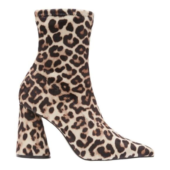 Steve Madden Valyant pointed toe bootie in leopard velvet size 7.5 NWB. - Picture 3 of 6